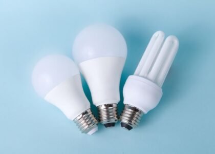 Light bulbs suitable for aquarium lighting, relevant to changing bulbs in tanks.